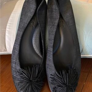 The Flexx Pom Pom Flats